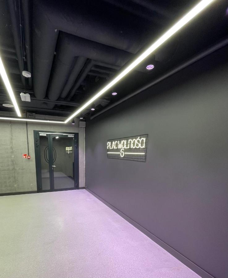 Plac Wolnosci 6 Contactless Check-In 24H Poznan Luaran gambar