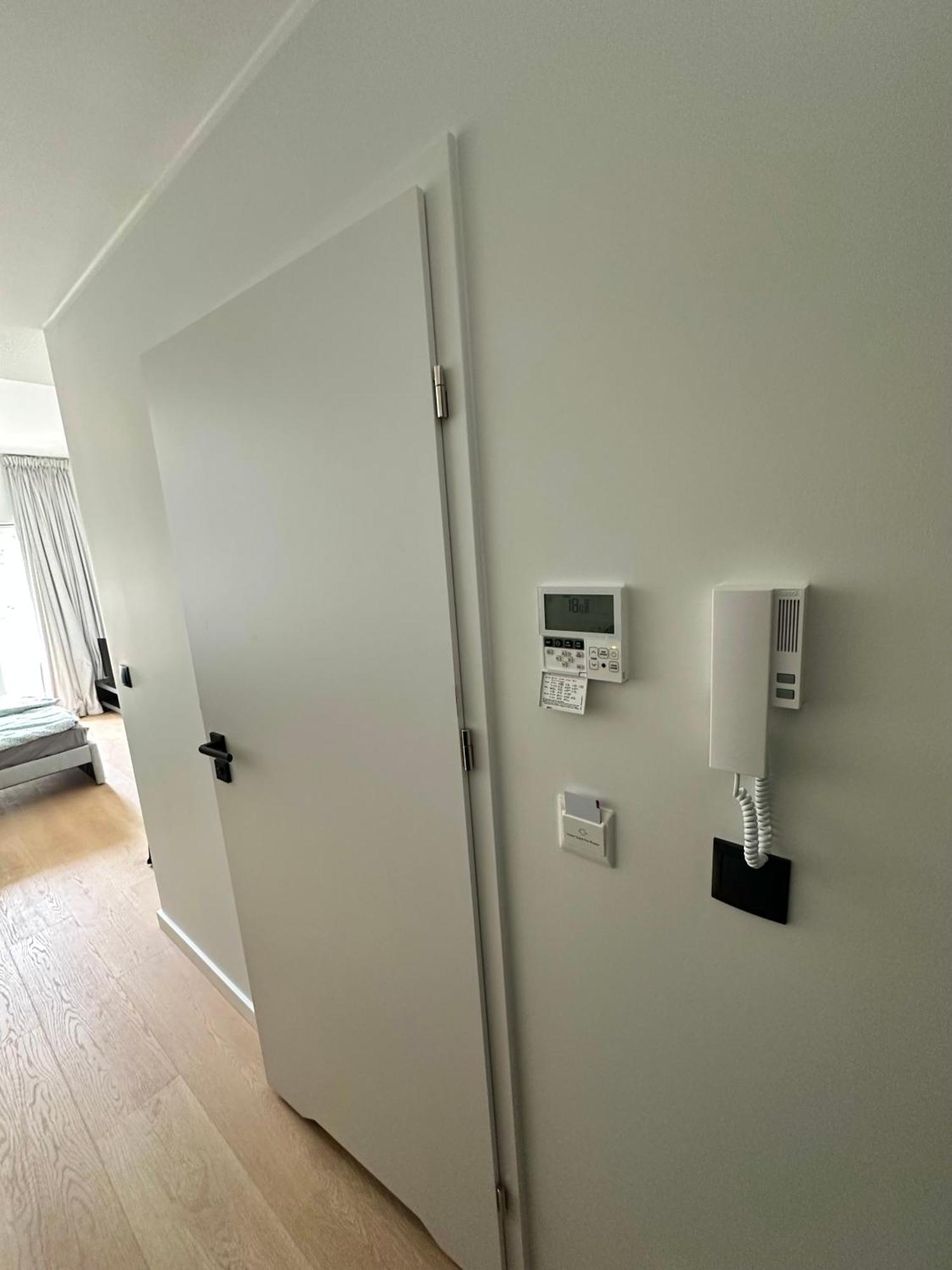 Plac Wolnosci 6 Contactless Check-In 24H Poznan Luaran gambar