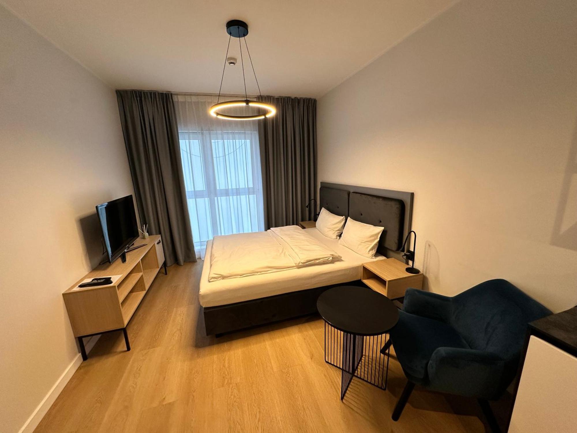 Plac Wolnosci 6 Contactless Check-In 24H Poznan Luaran gambar